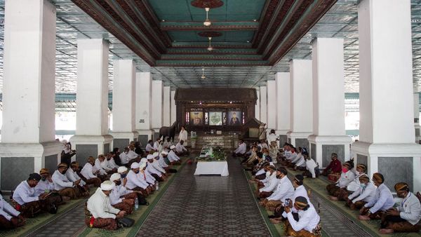 Potret Upacara Peringatan Berdirinya Keraton Kasunanan Surakarta