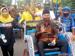Daftar Hari Terakhir, Pasangan Petahana Purworejo ke KPU Naik Becak