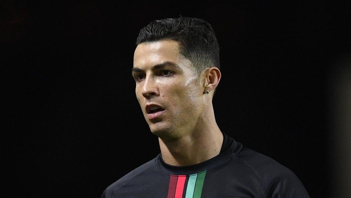 FARO, PORTUGAL - NOVEMBER 14: Cristiano Ronaldo of Portugal in action during the UEFA Euro 2020 Qualifier match between Portugal and Lithuania at Algarve Stadium on November 14, 2019 in Faro, Portugal. (Photo by Octavio Passos/Getty Images)