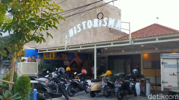 Potret Rumah Wali Kota Risma yang Jadi Kedai Kopi Kekinian
