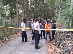 Pekerja di TPA Sampah Ini Disiram Minyak Lalu Dibakar Orang Tak Dikenal