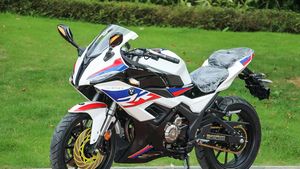 Penampakan Motor Sport China yang Mirip Moge BMW