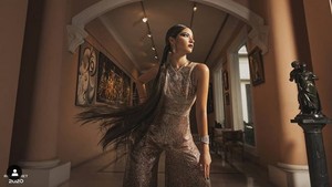 Penampilan Nia Ramadhani Bak Barbie Rusia, Makeup Cetar & Rambut Rapunzel