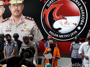 Ditangkap karena Sabu, Reza Artamevia: Izinkan Saya Mohon Maaf Ditangkap karena Sabu, Reza Artamevia: Izinkan Saya Mohon Maaf