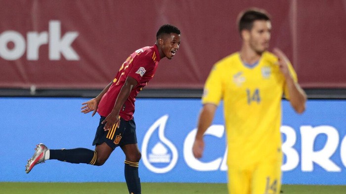 Spains Ansu Fati celebrates after scoring his teams third goal during the UEFA Nations League soccer match between Spain and Ukraine at the Estadio Alfredo Di Stefano stadium in Madrid, Spain, Sunday, Sept. 6, 2020. (AP Photo/Bernat Armangue)