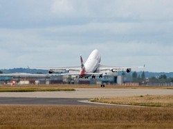 Pramugari Bikin Rugi Miliaran di Hari Pertama Kerja