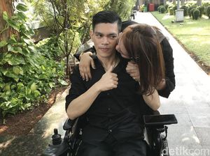 Usai Pindah Agama, El Ibnu Bertemu Cinta Pertama Usai Pindah Agama, El Ibnu Bertemu Cinta Pertama
