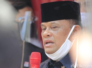 Deklarasi KAMI Jabar Sempat Ditolak, Gatot Nurmantyo: Saya Tersenyum 100 Kali Deklarasi KAMI Jabar Sempat Ditolak, Gatot Nurmantyo: Saya Tersenyum 100 Kali