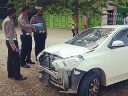 2 Lansia di Sidrap Tewas Tertabrak Mobil Ngebut yang Hilang Kendali