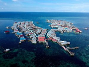 Benarkah Ada Suku di Indonesia yang Hidup di Laut?