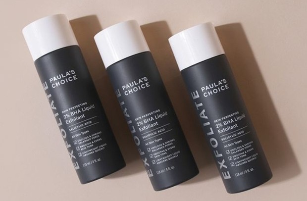 Menghilangkan Minyak Wajah Berlebih/ Foto: Instagram.com/paulaschoice produk salicylic acid bagus untuk merawat kulit wajah berminyak