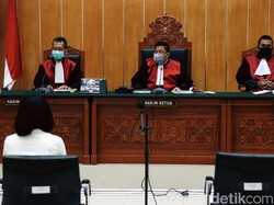 Sidang Dilanjut Senin Depan, Suami Vanessa Angel Dipanggil Jadi Saksi