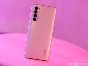 Harga dan Spesifikasi Reno 4 Pro di Indonesia