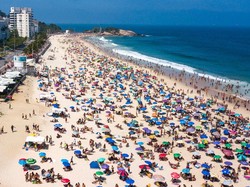 Cegah Corona, Rio de Janeiro Tutup Pantai Saat Malam Tahun Baru