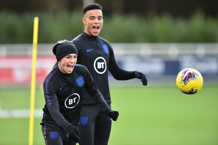 BURTON-UPON-TRENT, ENGLAND - NOVEMBER 11: Phil Foden and Mason Greenwood of England U21s takes part in a training session at St Georges Park on November 11, 2019 in Burton-upon-Trent, England. (Photo by Nathan Stirk/2019 Getty Images)