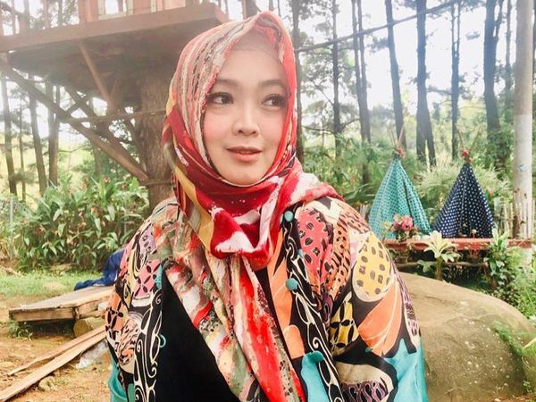 Turun 22 Kg, Rina Gunawan Bikin Pangling