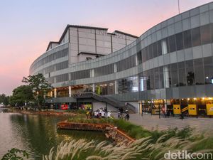 Senayan Park, Nongkrong di Depan Danau Bisa, ke Rooftop Menanti Sunset Juga Bisa Senayan Park, Nongkrong di Depan Danau Bisa, ke Rooftop Menanti Sunset Juga Bisa