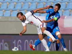 Maaf-maaf Nih, Harry Kane