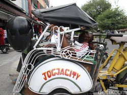 Malioboro Bebas Kendaraan Bermotor Besok, Parkirnya di Sini Lur!