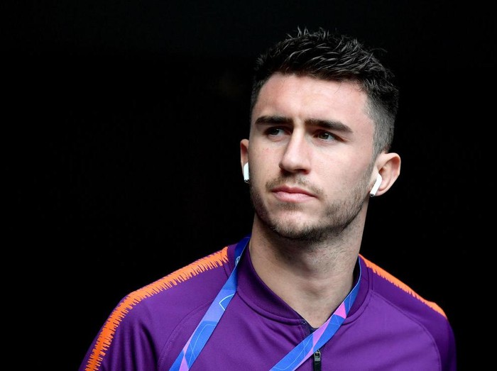 LONDON, ENGLAND - APRIL 09:  Aymeric Laporte of Manchester City arrives ahead of the UEFA Champions League Quarter Final first leg match between Tottenham Hotspur and Manchester City at Tottenham Hotspur Stadium on April 09, 2019 in London, England. (Photo by Dan Mullan/Getty Images)