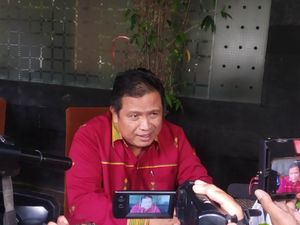 Ditegur Mendagri karena Timbulkan Kerumunan, Bupati Muna Beri Penjelasan Ditegur Mendagri karena Timbulkan Kerumunan, Bupati Muna Beri Penjelasan