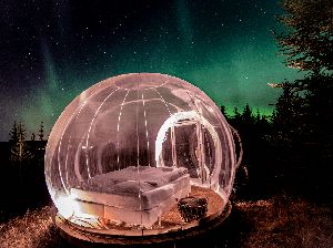 Mau Lihat Aurora? Bisa dari Hotel Gelembung Islandia Mau Lihat Aurora? Bisa dari Hotel Gelembung Islandia