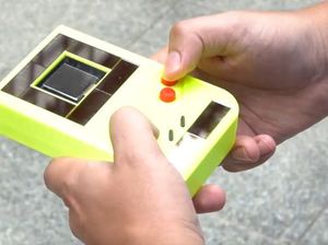 Penampakan Game Boy Engage Tanpa Baterai Penampakan Game Boy Engage Tanpa Baterai