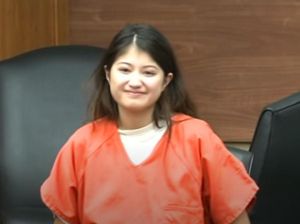 Di Balik Senyuman Isabella Guzman saat Diadili di Kasus Pembunuhan Di Balik Senyuman Isabella Guzman saat Diadili di Kasus Pembunuhan