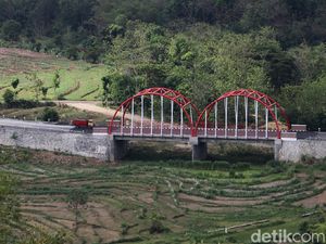 Jembatan Ini Jadi ikon Baru Wonogiri Lho
