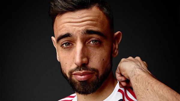 Jersey Ketiga MU Sampai Juve: Keren atau Aneh?