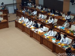 Komisi VIII DPR Cecar Menag soal Agen Radikalisme Good Looking