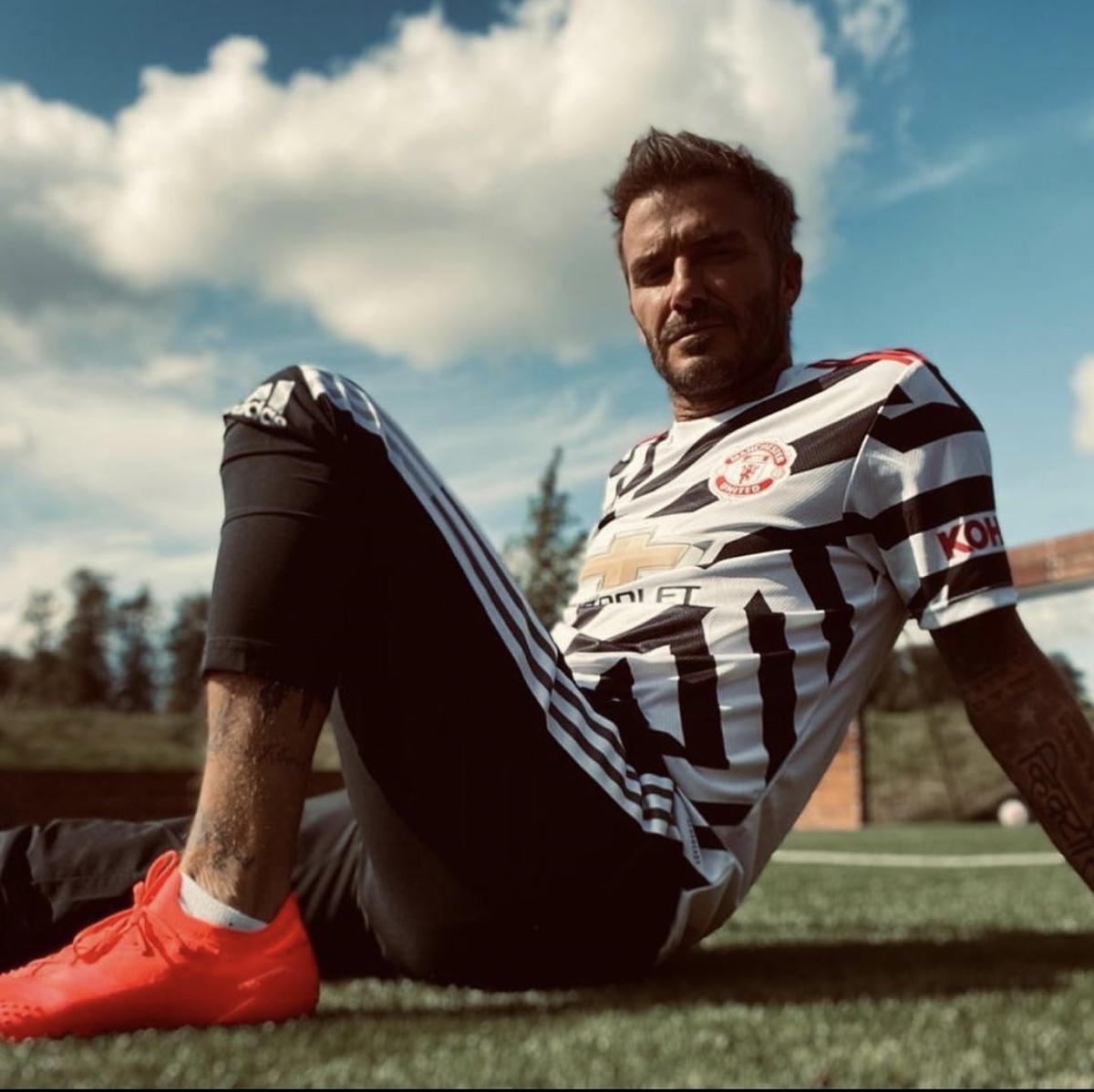 Jersey Ketiga MU Jadi Perdebatan di Instagram David Beckham (Instagram @davidbeckham)