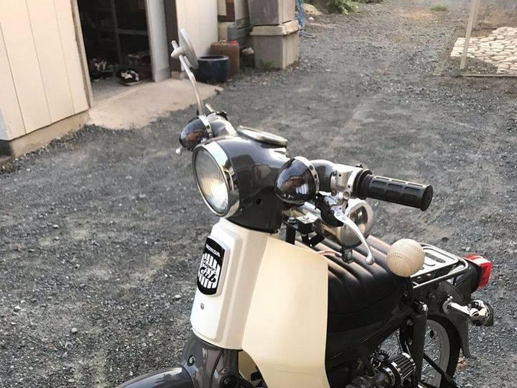 Modifikasi Imut-imut Honda Super Cub Modifikasi Imut-imut Honda Super Cub