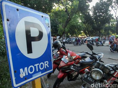 Pajak Parkir DKI Jakarta Naik Jadi 30% di Tengah Pandemi