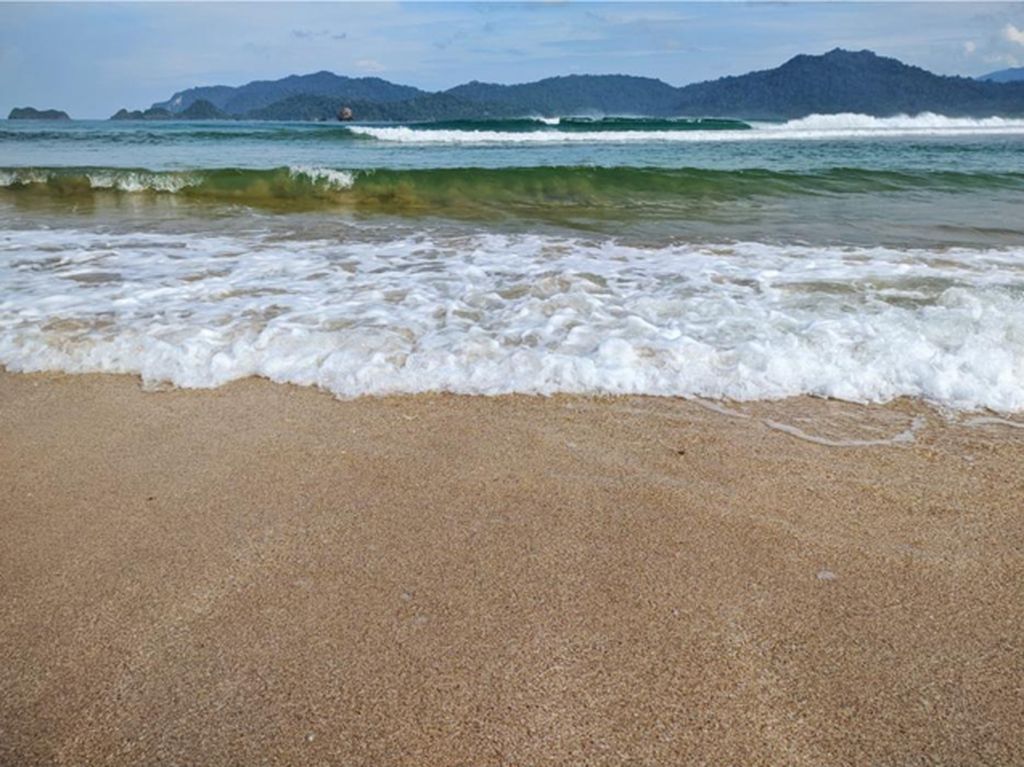 Surganya Watersport, Taklukan Ombak 3 Pantai di Banyuwangi Ini! Surganya Watersport, Taklukan Ombak 3 Pantai di Banyuwangi Ini!