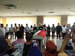 Dilepas DPRD Sulsel ke Keluarga, Almarhum Ince Dikenang Pribadi Solutif