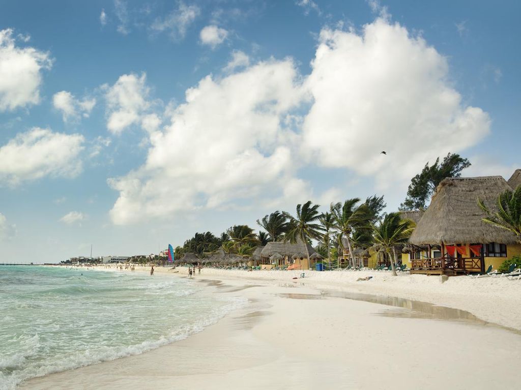 Meksiko Larang Privatisasi Pantai, Pelanggar Didenda Rp 698,6 Juta Meksiko Larang Privatisasi Pantai, Pelanggar Didenda Rp 698,6 Juta