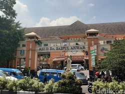 8 Paslon Pilkada Jalani Tes Kesehatan di RSSA Malang