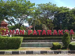Revitalisasi Taman Pataraksa Cirebon Ditunda Imbas Pandemi COVID-19 Revitalisasi Taman Pataraksa Cirebon Ditunda Imbas Pandemi COVID-19