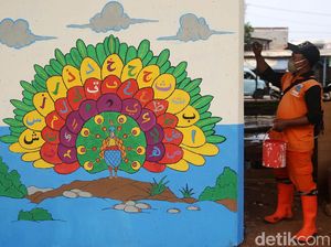 Taman Pilar Jati Bikin Kolong Tol Becakayu Makin Cantik