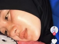 Viral Tangis Wanita yang Tiba-tiba Ditinggal Nikah Kekasih, Bikin Nggak Tega