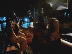 2 Orang Hilang Akibat Speedboat Terbakar di Kalbar, Pria-Bocah Perempuan
