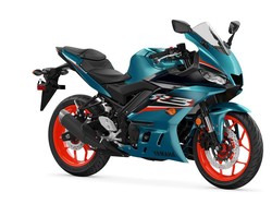 Kembaran Yamaha R25 Dapat Pilihan Warna Baru, Nyentrik Banget