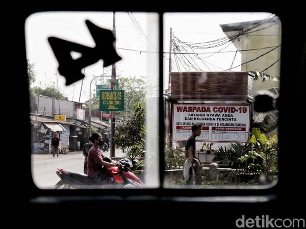 Aktivitas Warga Jakarta Utara di Tengah Tingginya Kasus Corona