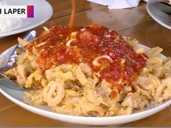 Bikin Laper! Nikmatnya Kepiting Bumbu Pecak dan Cumi Saus Thailand