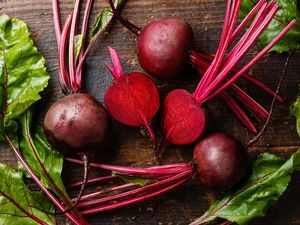 Dua Cara Mengolah Buah Bit, Disulap Jadi Sup hingga Salad yang Lezat Bergizi Dua Cara Mengolah Buah Bit, Disulap Jadi Sup hingga Salad yang Lezat Bergizi