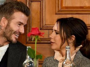 Momen Romantis David Beckham dan Victoria Beckham Saat Makan Berdua