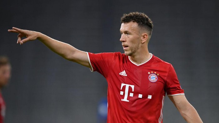 MUNICH, GERMANY - AUGUST 08: Ivan Perisic of FC Bayern München gestures during the UEFA Champions League round of 16 second leg match between FC Bayern Muenchen and Chelsea FC at Allianz Arena on August 08, 2020 in Munich, Germany. (Photo by Matthias Hangst/Getty Images)
