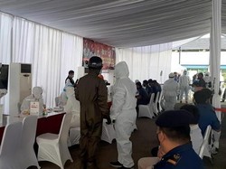 Kemenhub Gelar Swab Test 350 Personel Penjaga Laut di Tanjung Priok