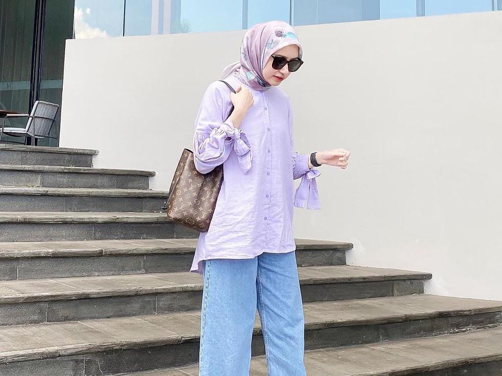 10 Brand Lokal yang Jual Baju Warna Lilac, Lagi Tren Buat Hijabers